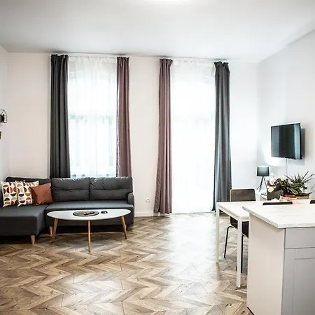 Kamienica Srodmiescie Апартаменты