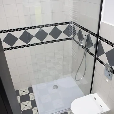Kamienica Srodmiescie Апартаменты *