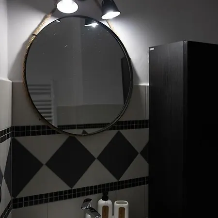 Kamienica Srodmiescie Апартаменты *